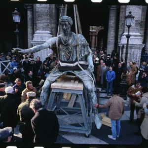 Images Dated 1981 January: 8 Jan 1981
