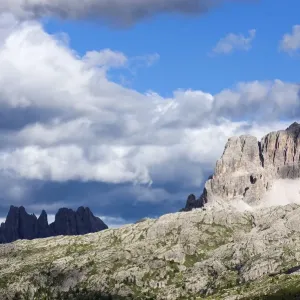 Croda da Lago ridge and Mount Averau, 2649 m, Dolomites, Alto Adige, South Tirol, Alps, Italy, Europe Croda da Lago ridge and Mount Averau, 2649 m, Dolomites, Alto Adige, South Tirol, Alps, Italy, Europe