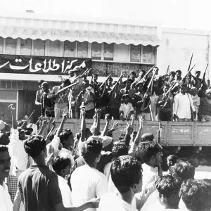 Images Dated 1971 December: 18 Dec 1971