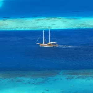 Cruising in blue, Maldives Cruising in blue, Maldives