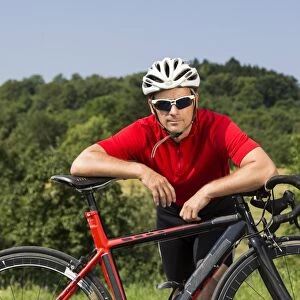 Cyclist, 44 years, with a racing cycle, Winterbach, Baden-Wurttemberg, Germany