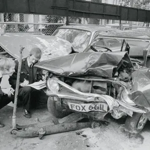 Images Dated 1977 September: 16 Sep 1977