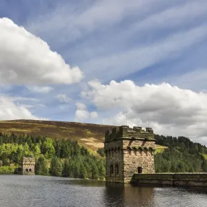 Derwent dam, Derbyshire, England