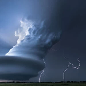 Double Lightning Bolts, Nebraska USA