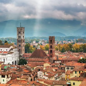 Dramatic Lucca