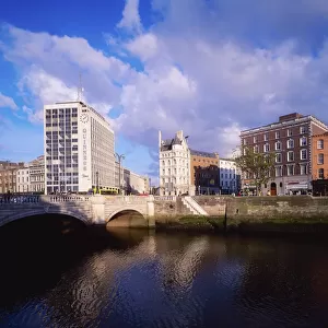 Dublin City, O Connell Bridge, Ireland