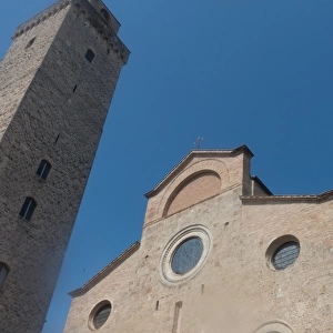 Duomo and towers, San Gimignano, Italy