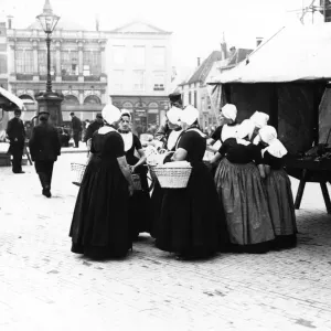 Dutch Shoppers Dutch Shoppers