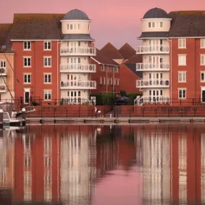 Eastbourne Sovereign Harbour Sunset Print Eastbourne Sovereign Harbour Sunset Print