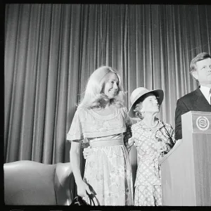 Images Dated 1976 September: 12 Sep 1976