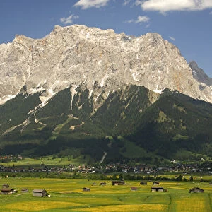 Ehrwalder Becken valley with Mt. Zugspitze, Wettersteingebirge range, Ehrwald, Zugspitz Arena, Tyrol, Austria, Europe