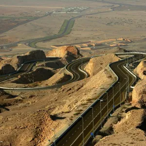 Elevated view of Pass up Jebel Hafit