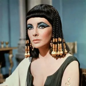 Hollywood Glamour Poster Print Collection: Elizabeth Taylor