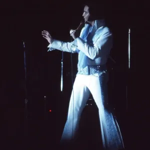 Elvis Presley in concert in Las Vegas Elvis Presley in concert in Las Vegas