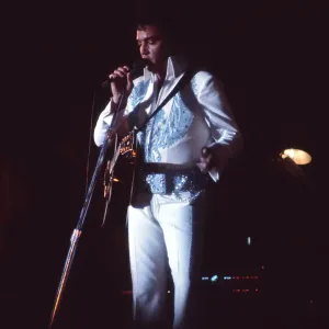 Elvis Presley in concert in Las Vegas Elvis Presley in concert in Las Vegas