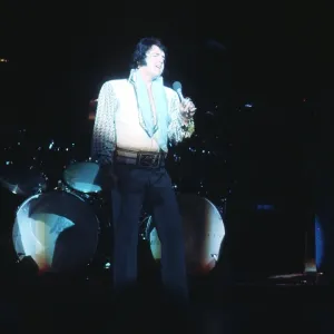 Elvis Presley in concert in Las Vegas Elvis Presley in concert in Las Vegas