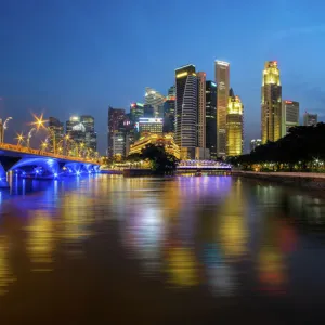 Esplanade Bridge in Singapore