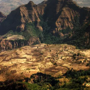 Extreme landscape of Semien mountains