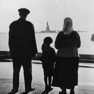 Les Vues Familiales de la Statue de la Liberté depuis l'île d'Ellis. Les Vues Familiales de la Statue de la Liberté depuis l'île d'Ellis.