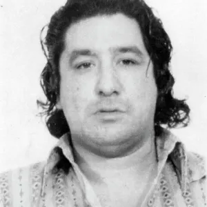 Images Dated 1975 December: 1 Dec 1975