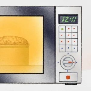 Food cooking in microwave