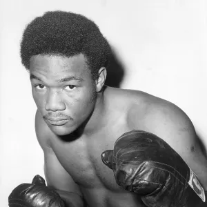 Boxing Through the Ages: A Stunning Visual Journal: George Foreman