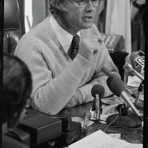 Images Dated 1976 April: 6 Apr 1976