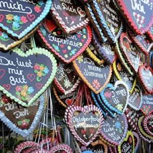Gingerbread hearts, Oktoberfest, Munich, Bavaria, Germany, Europe