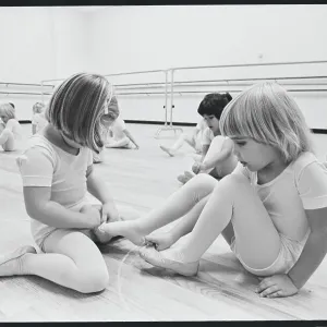 Images Dated 1979 November: 2 Nov 1979