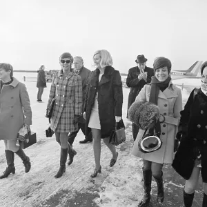 Images Dated 1970 January: 8 Jan 1970