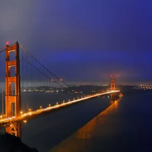 Goldene Brücke am Sonnenuntergang in San Francisco Kalifornien Vereinigtes Königreich Goldene Brücke am Sonnenuntergang in San Francisco Kalifornien Vereinigtes Königreich