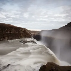 Cascada de Gullfoss, Circuito Dorado, sur de Islandia, Islandia, Europa. Cascada de Gullfoss, Circuito Dorado, sur de Islandia, Islandia, Europa.