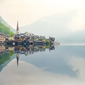 Hallstatt mountain village with Hallstatter See in the Austrian Alps, region of Salzkammergut, Austria Hallstatt mountain village with Hallstatter See in the Austrian Alps, region of Salzkammergut, Austria