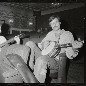 Images Dated 1975 February: 25 Feb 1975