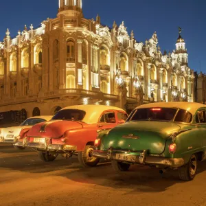 Havana. Old cars and Grand Theater