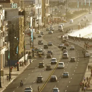 Havana. Traffic on El Malecon