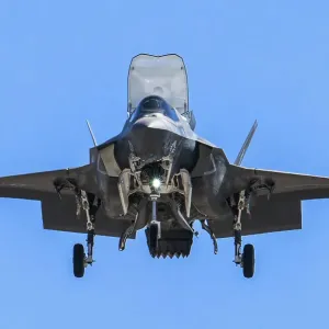 Head-on view of a U. S. Marine Corps Lockheed Martin F-35B Lightning II in vertical flight mode Head-on view of a U. S. Marine Corps Lockheed Martin F-35B Lightning II in vertical flight mode