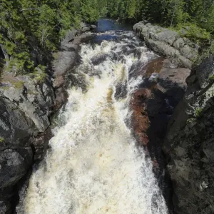At the Helvetesfallet falls the river Aeman plunges about 30m between vertical cliffs, Oerebro laen, Sweden, Scandinavia, Europe At the Helvetesfallet falls the river Aeman plunges about 30m between vertical cliffs, Oerebro laen, Sweden, Scandinavia, Europe