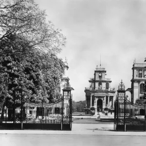 Hippodrome Gateway