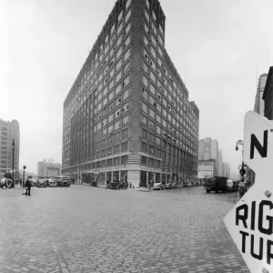 Holland Plaza Building