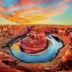 Horseshoe Bend at sunrise Horseshoe Bend at sunrise