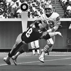 Houston Oilers v Pittsburgh Steelers Houston Oilers v Pittsburgh Steelers