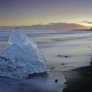 Iceberg on the Beach Iceberg on the Beach