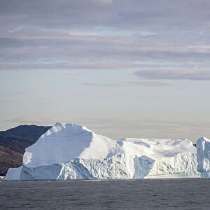 Iceberg in Disko Bay (Qeqertarsuup Tunua), Ilulissat, Avannaata, Greenland, Denmark