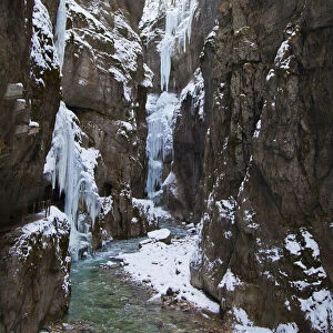 Icy gorge with a mountain stream and steep rock walls, Partnach Gorge, near Garmisch-Partenkirchen, Upper Bavaria, Bavaria, Germany