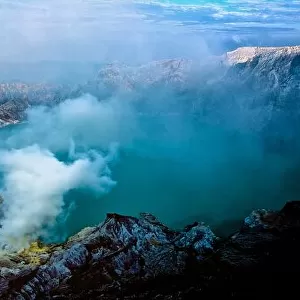 Ijen - The Largest Acidic Crater in The World