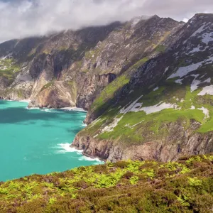 Irelands tallest sea cliffs at Slieve League, Don