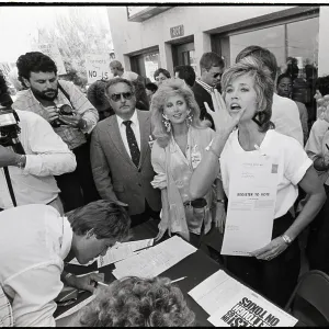 Images Dated 1986 September: 26 Sep 1986