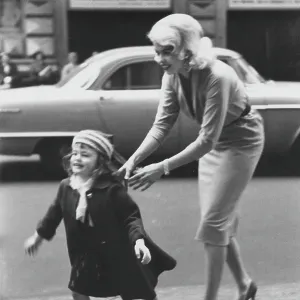 Jayne Mansfield & Daughter In Manhattan