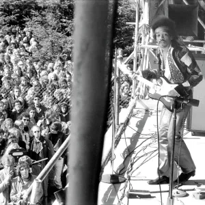 Jimi Hendrix Plays His Last Concert